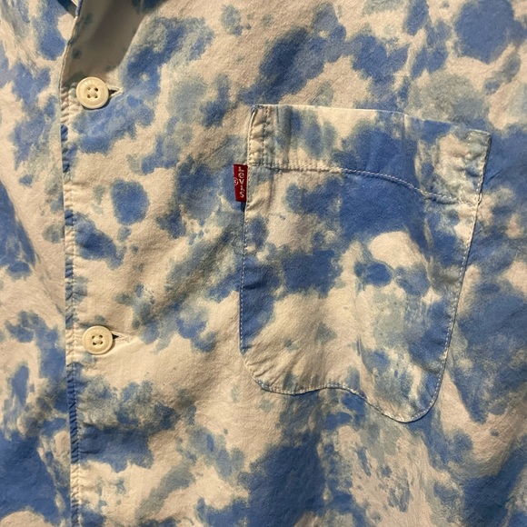 🤡BOGO🤡 LEVI’S Red Tab Tie-Dye Beach Button Up - Mens L Relaxed, Short Sleeve - Picture 3 of 7